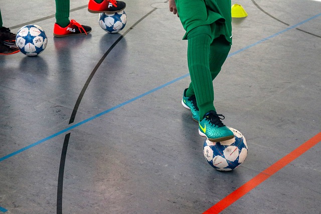 因素也不容 因素也不容